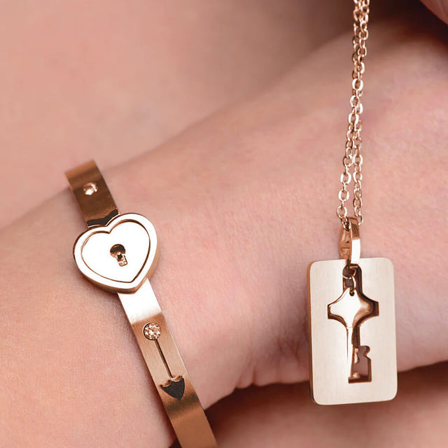 Cuffed Locking Bracelet And Key Necklace (Rose Gold)